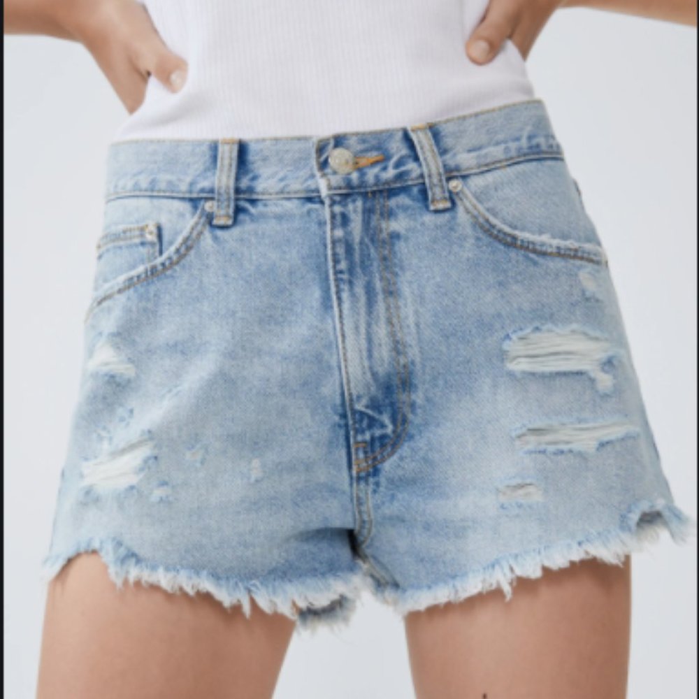 NWOT Zara Denim Shorts Size 8
